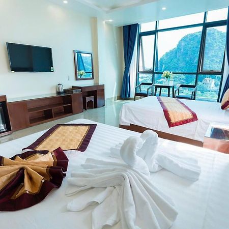 Aroma Cat Ba Sea View Hotel Chan Chau ภายนอก รูปภาพ