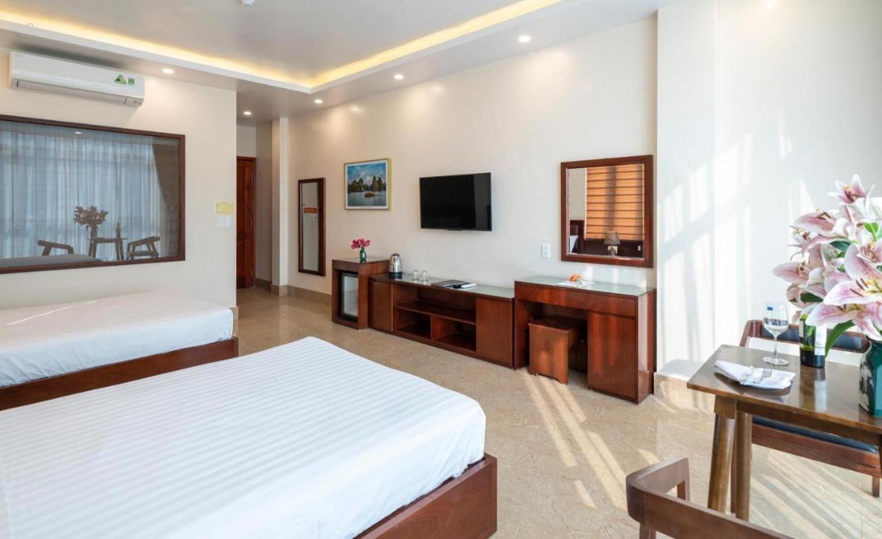 Aroma Cat Ba Sea View Hotel Chan Chau ภายนอก รูปภาพ