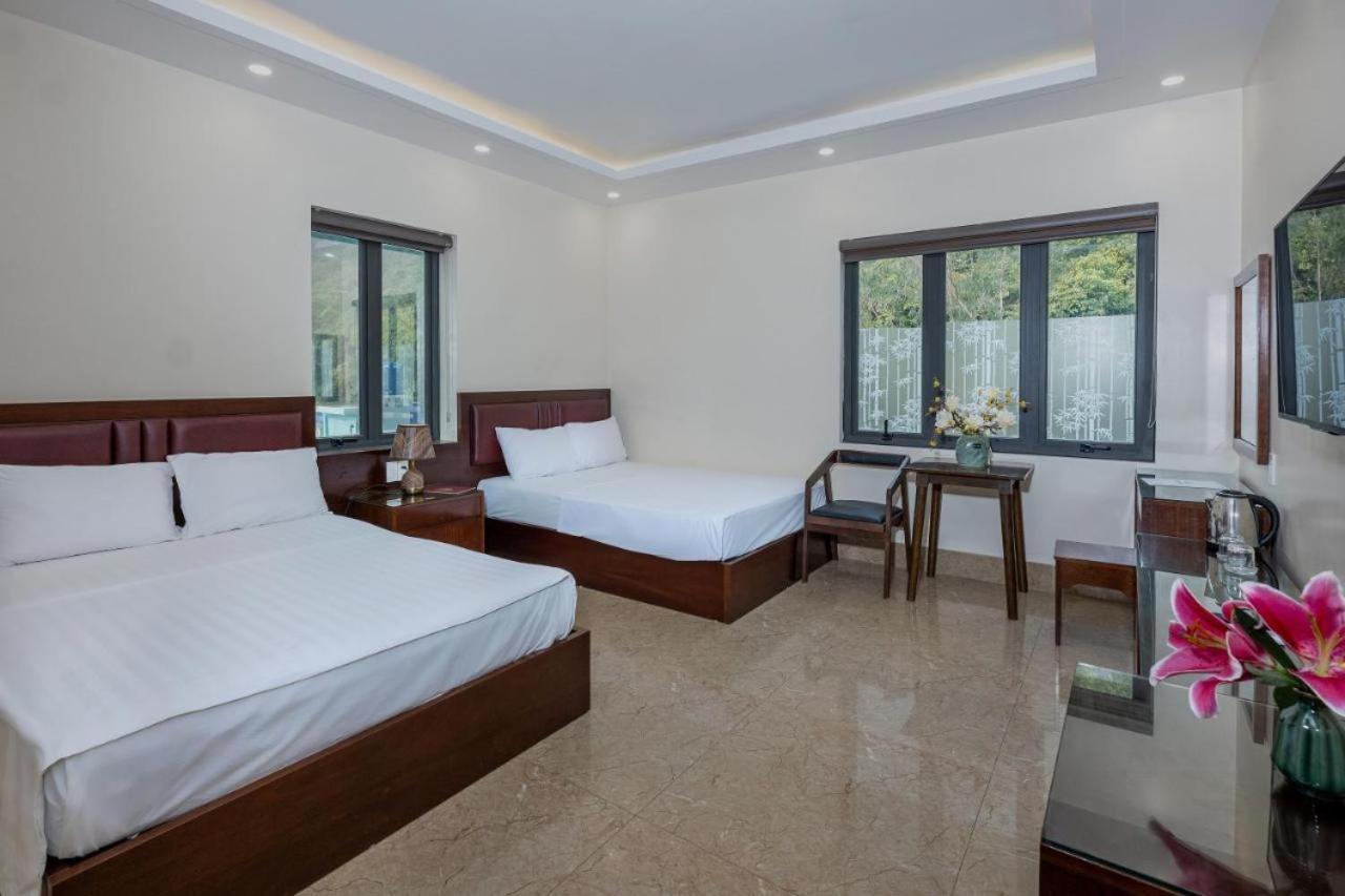 Aroma Cat Ba Sea View Hotel Chan Chau ภายนอก รูปภาพ